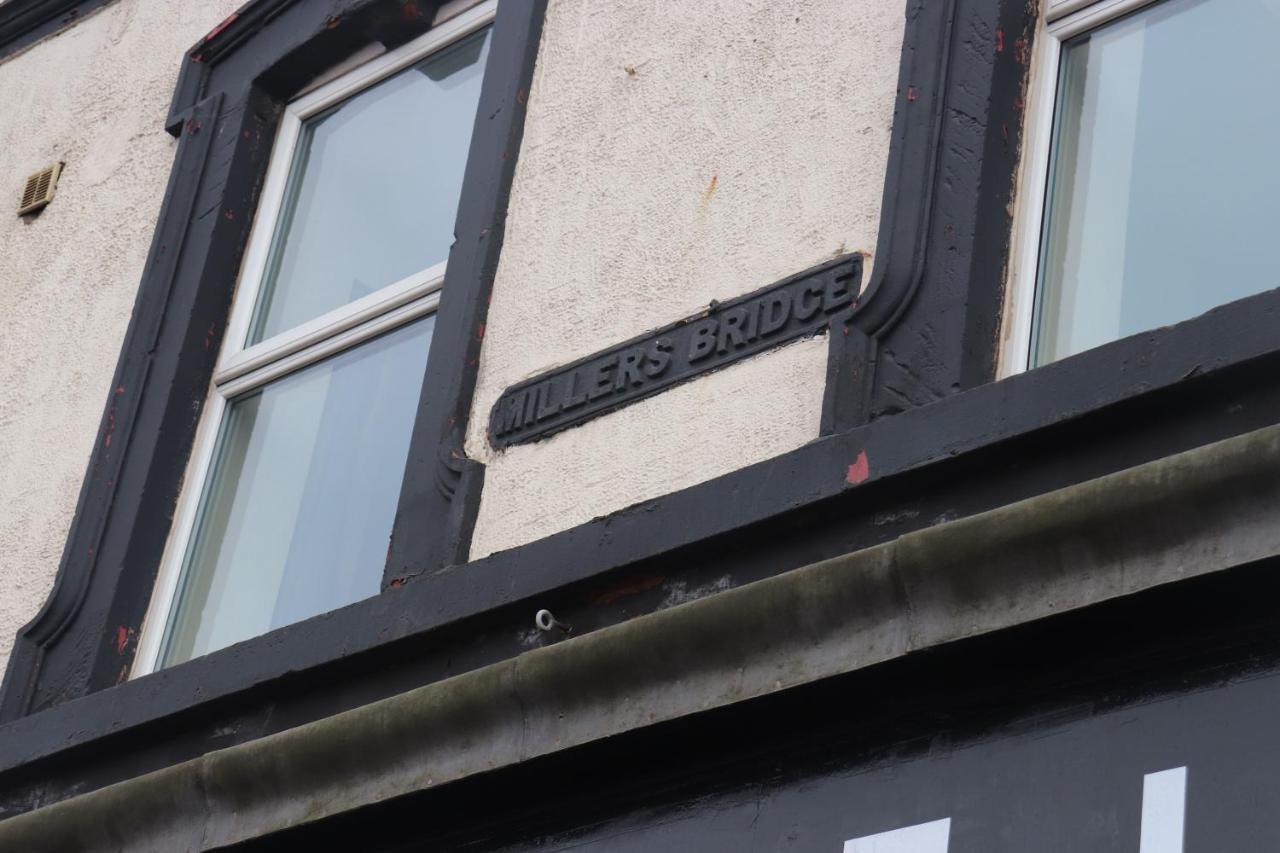 Dockside Lodge Liverpool Exterior photo